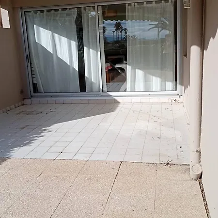 Rdc Avec Terrasse Acces Pour 4, A Canet-plage - Fr-1-696-134 Lejlighed